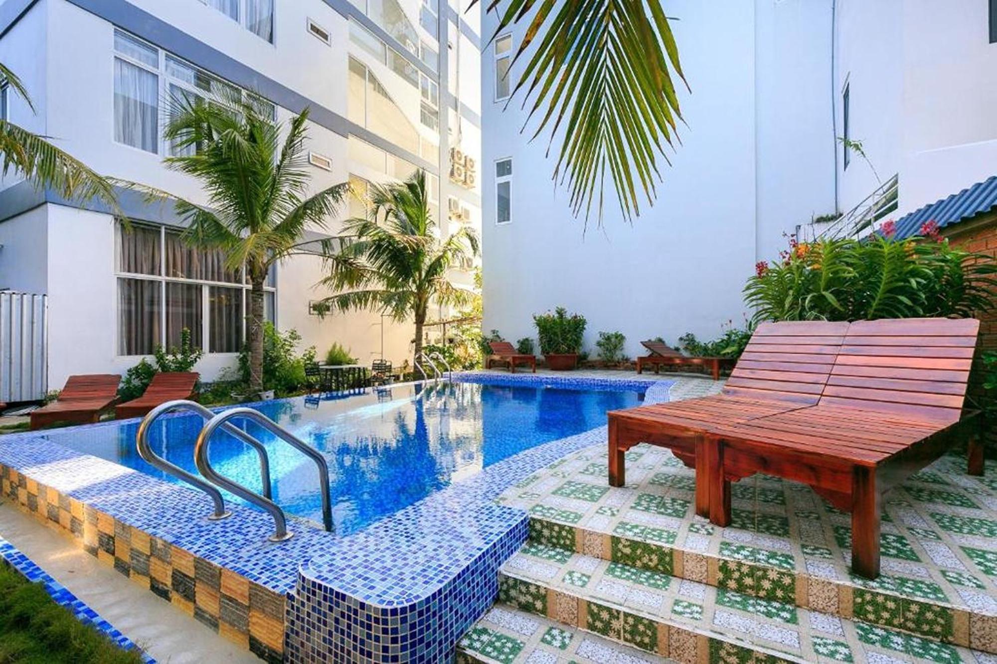 Ruby Hotel Phu Quoc Exterior photo