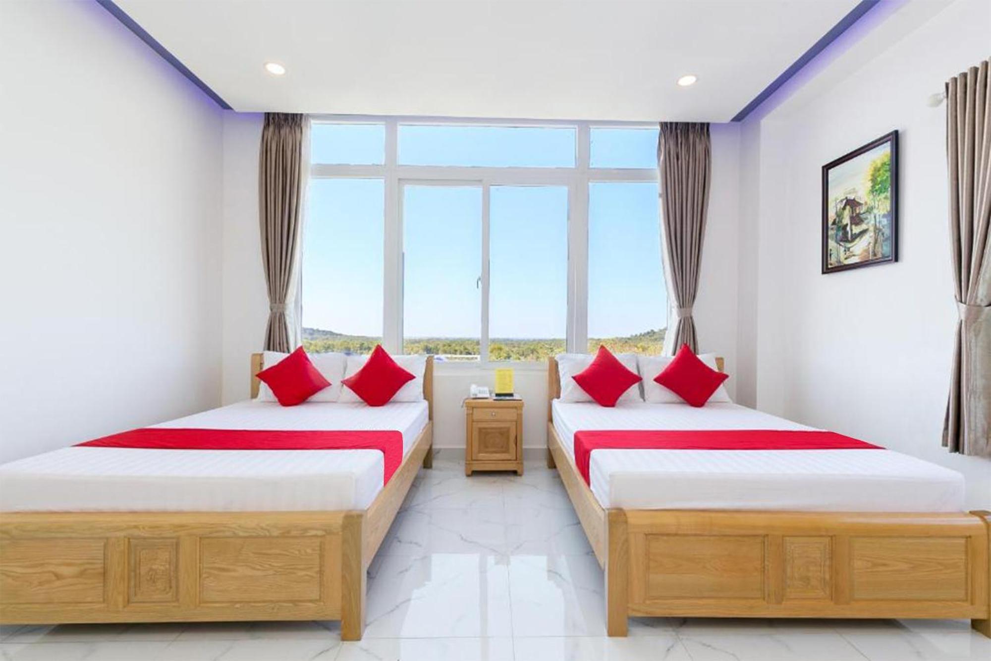 Ruby Hotel Phu Quoc Exterior photo